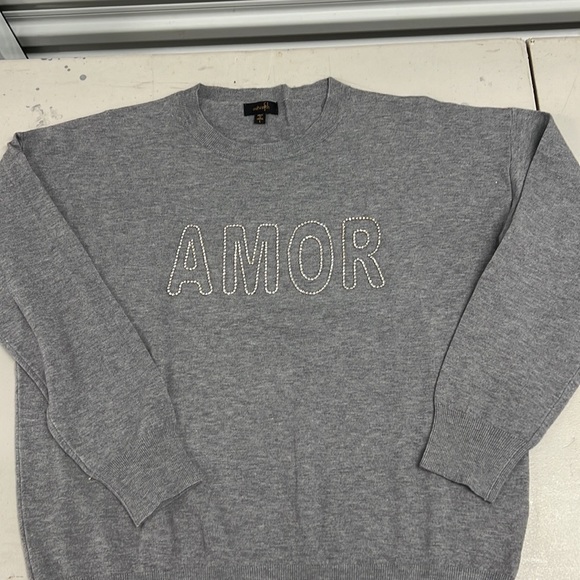 Sweater - Picture 4 of 7